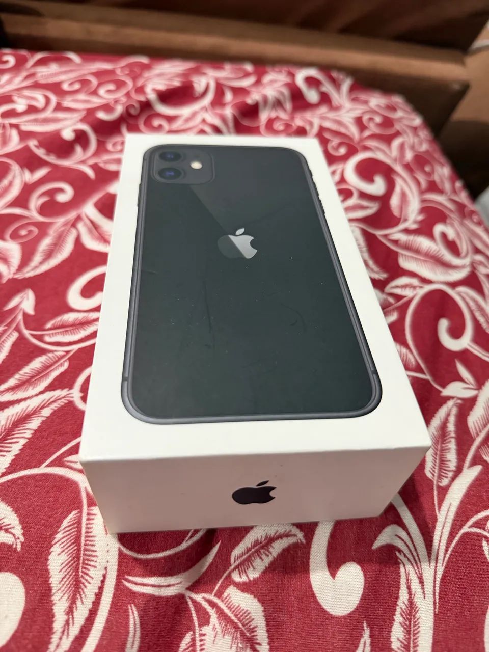 Caixa do iPhone 11 preto 64gb - Foto 3