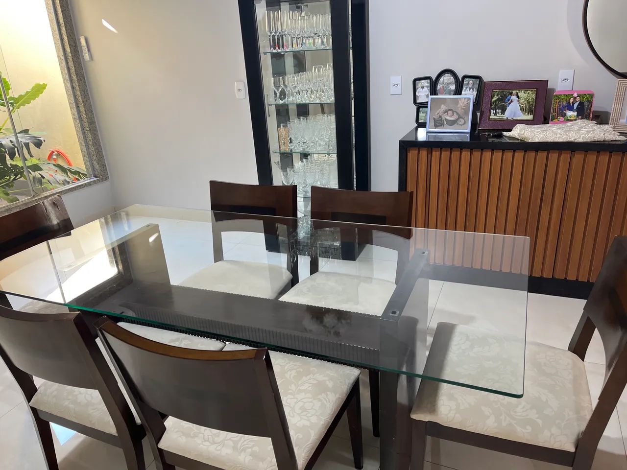 Mesa de jantar com 6 cadeiras. Marca Rudinik - Foto 2