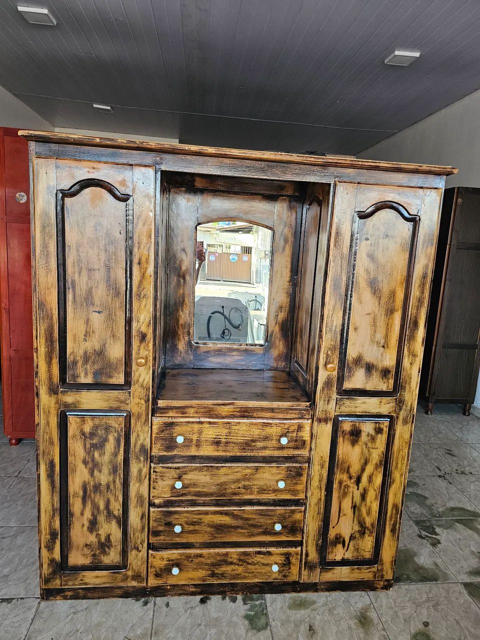 Guarda roupa usado de macacauba 