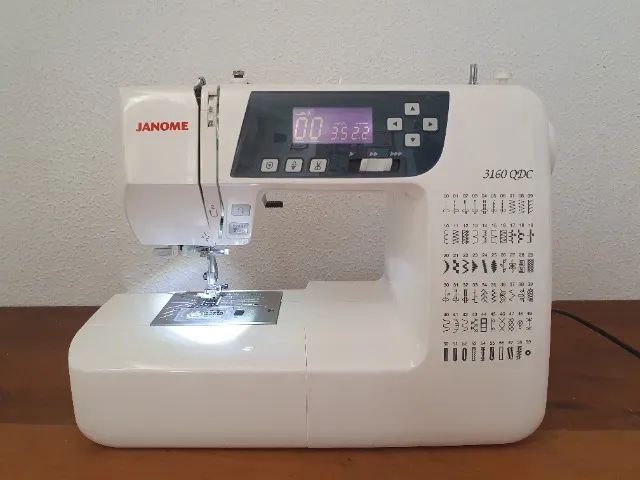 Máquina de Costura Janome 3160 QDDC