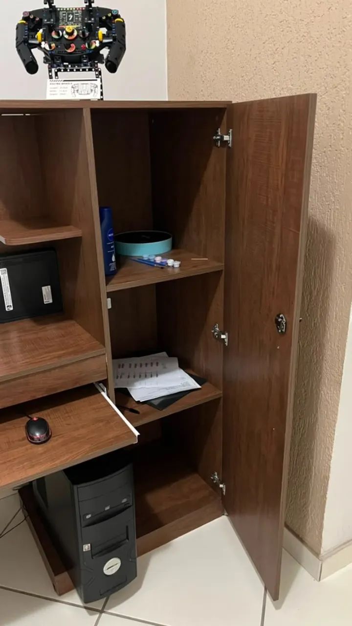 Computador com mesa e cadeira  - Foto 2