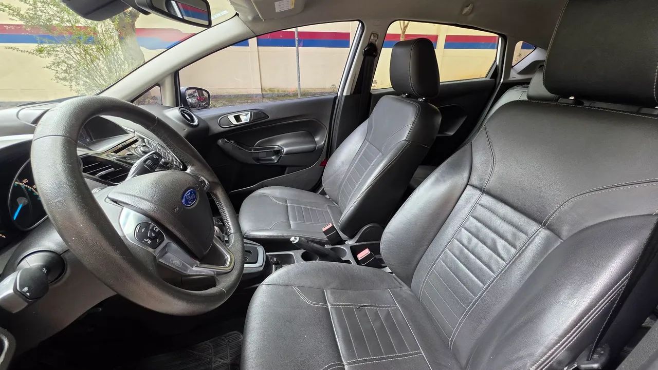 Ford Fiesta TIT./TIT.Plus 1.6 16V Flex Aut., foto 11 de 14
