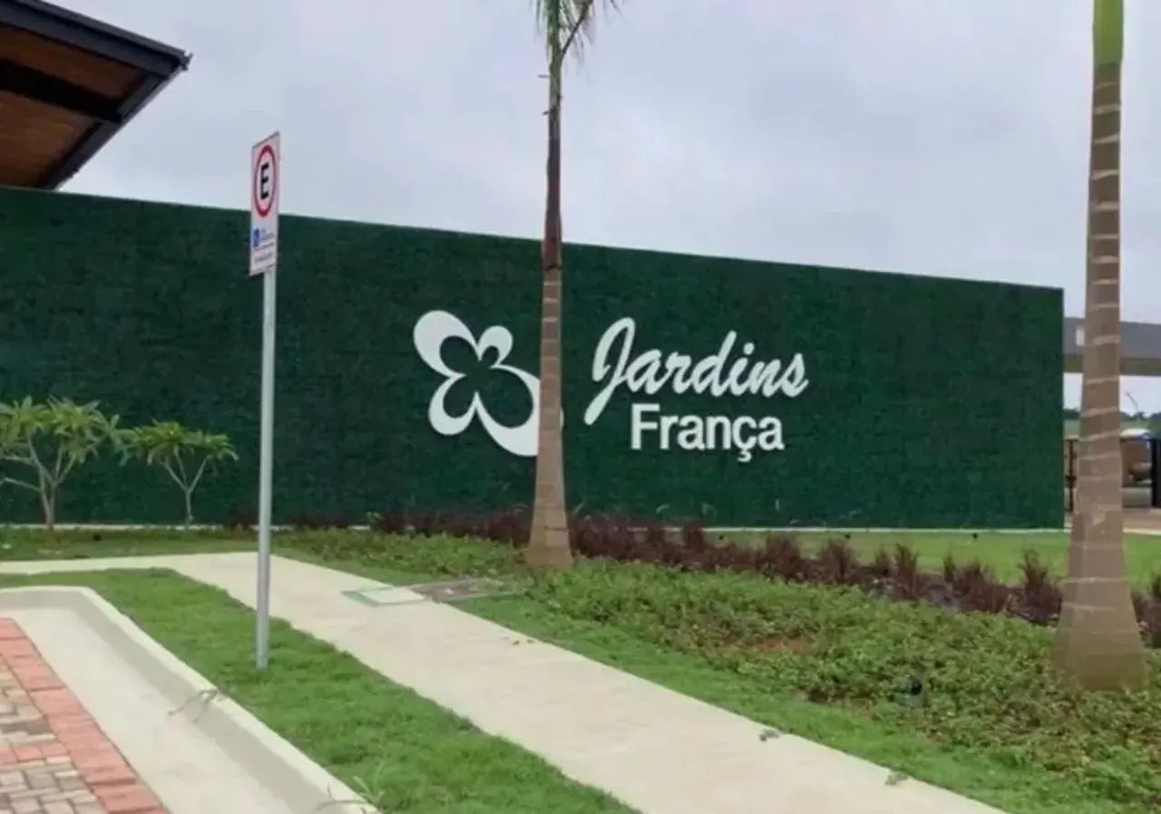 lote Jardins frança oportunidade condomínio fechado - Foto 2