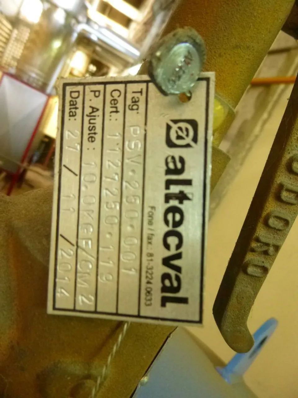 Fabricamos Plaquetas de Metal 
