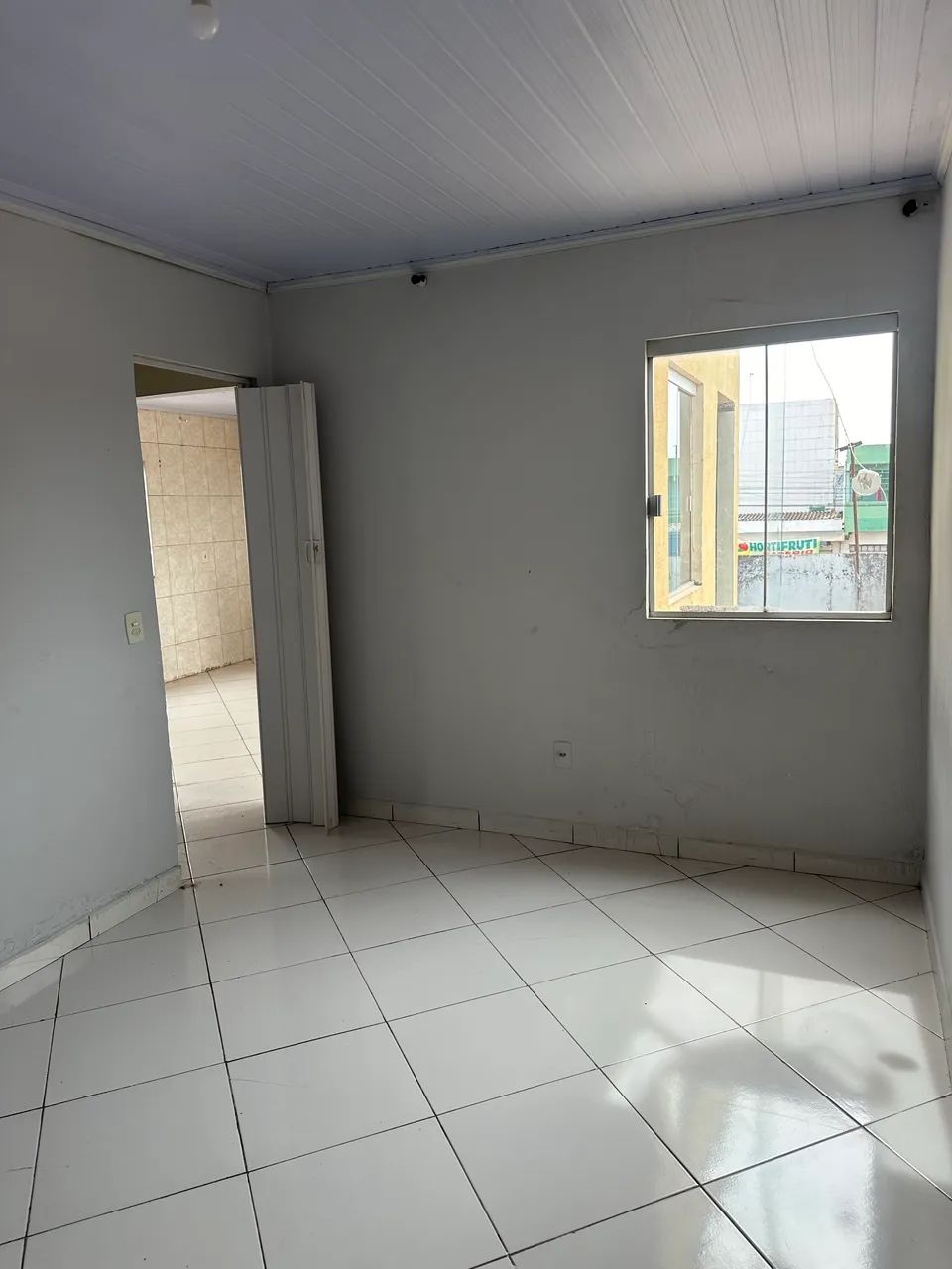 Sobrado! 1 casa térrea! 1 kit! 1 apartamento!