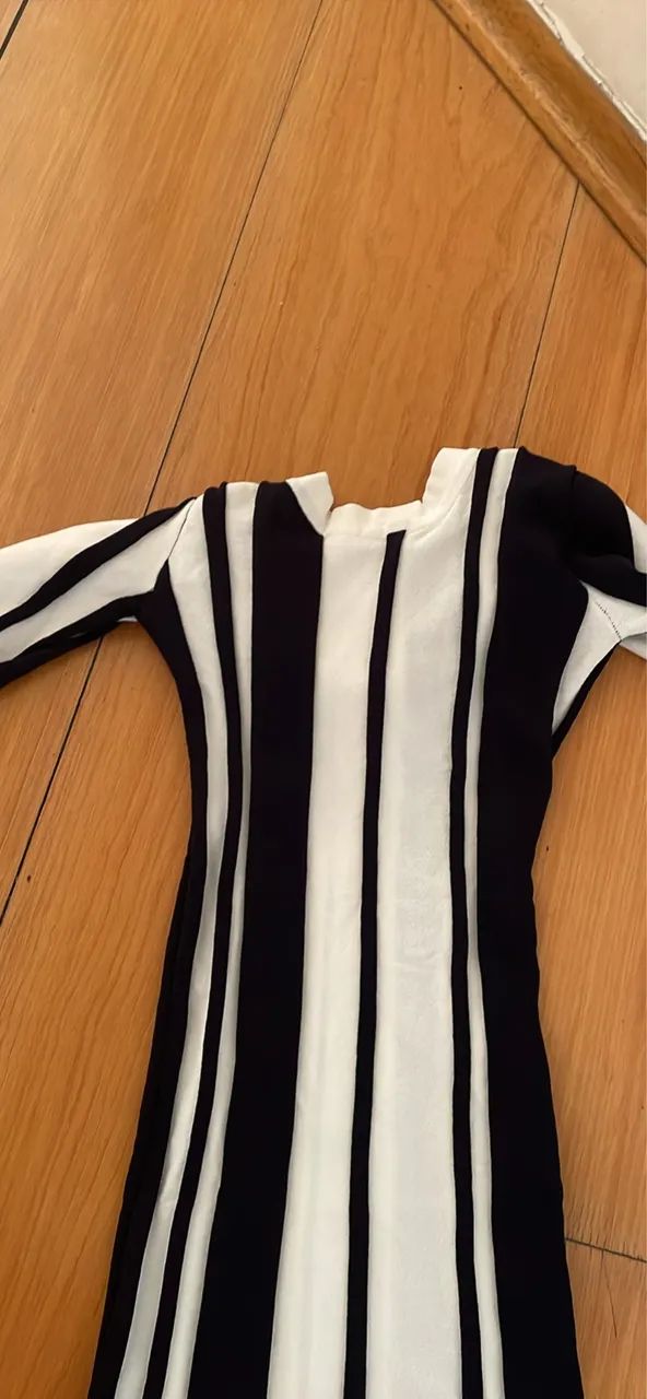 Blusinha linha le lis blanc  perfeito estado  - Foto 3