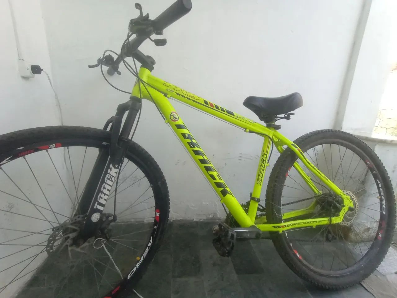 Track aro 29