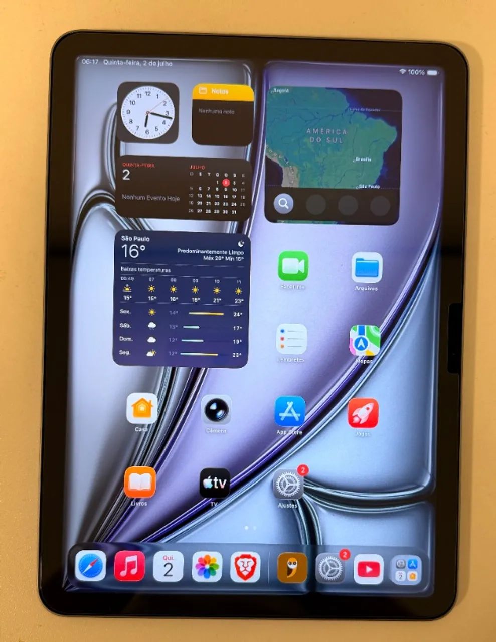 Ipad Air 6. M2. 128gb. Tela Retina 11. Bateria 100%. Até 18 x no Cartão.