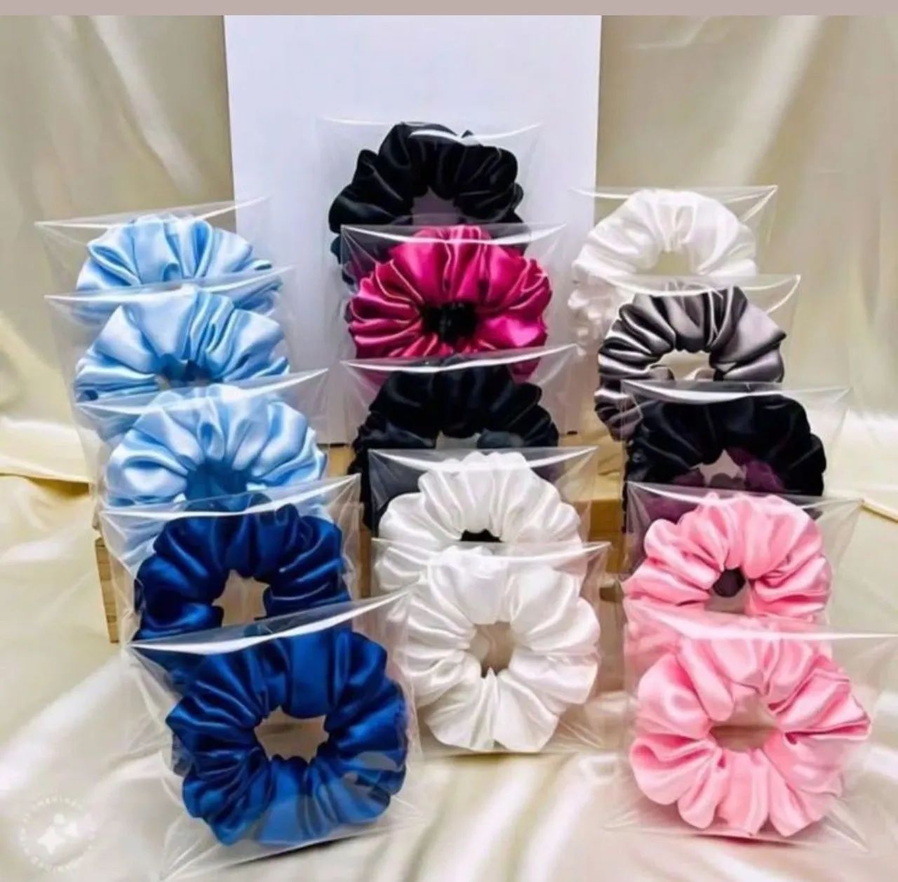 Xuxinha de cabelo scrunchies elegantes, fazemos todos os tamanhos ( Cidade: Bauru ) - Foto 2