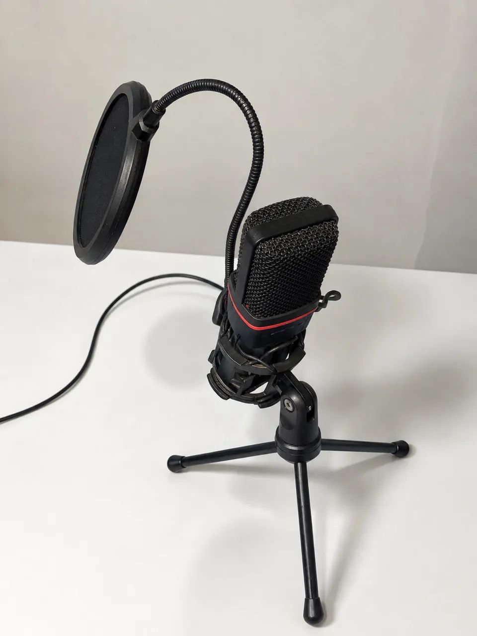 Microfone Redragon Seyefert GM100