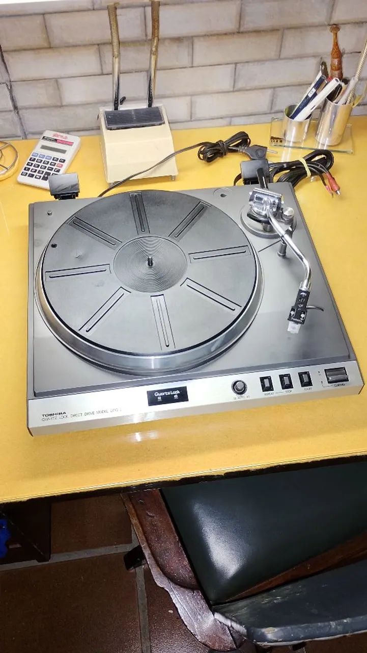 Toca Discos Toshiba ( Vintage)