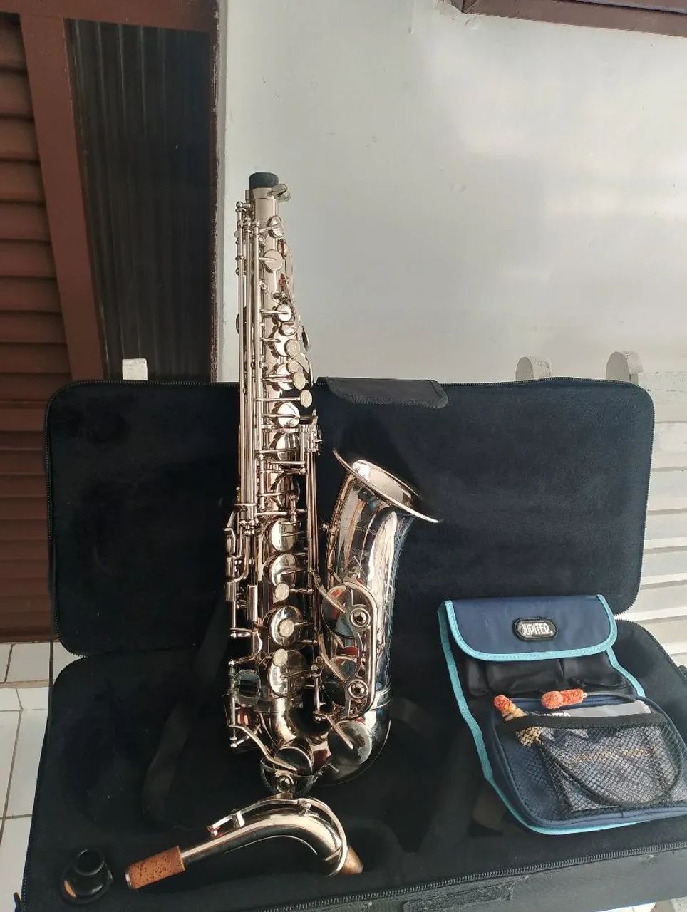Sax alto pouco usado  - Foto 4