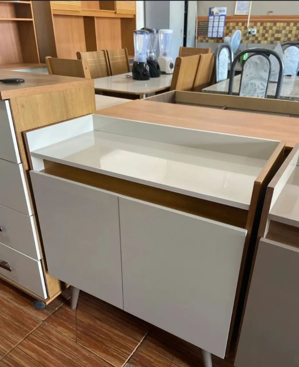Buffet 2 portas novo