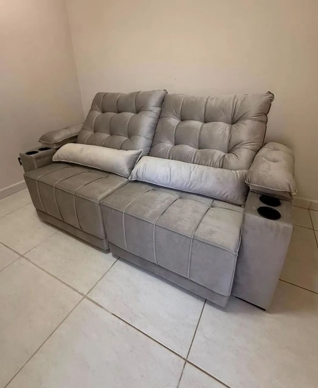 SOFÁ RETRATIL R$1.850,00 FRETE GRTIS  - Foto 5