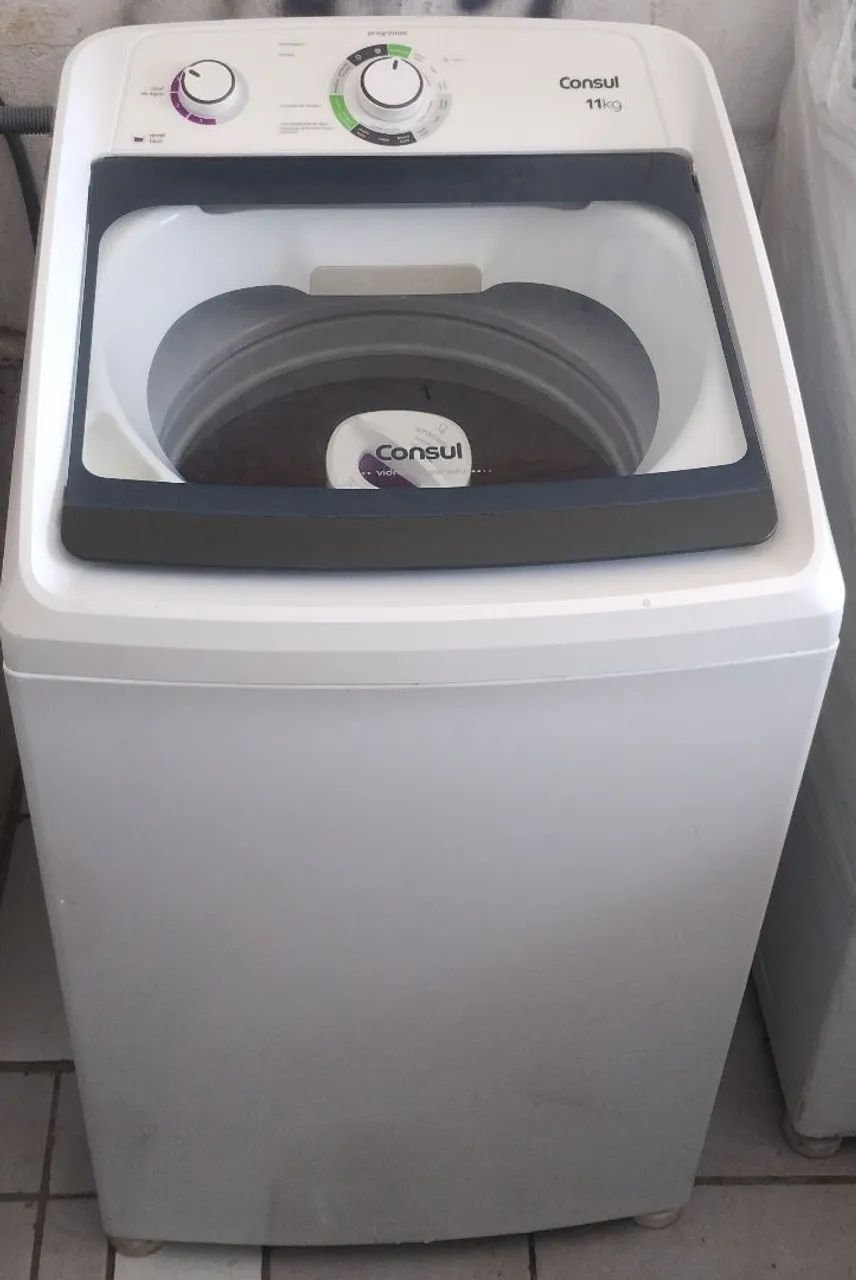 VENDO UMA MÁQUINA DE LAVA CONSUL DE 11 KILOS SEXTO INOX BEM CONSERVADA  - Foto 3