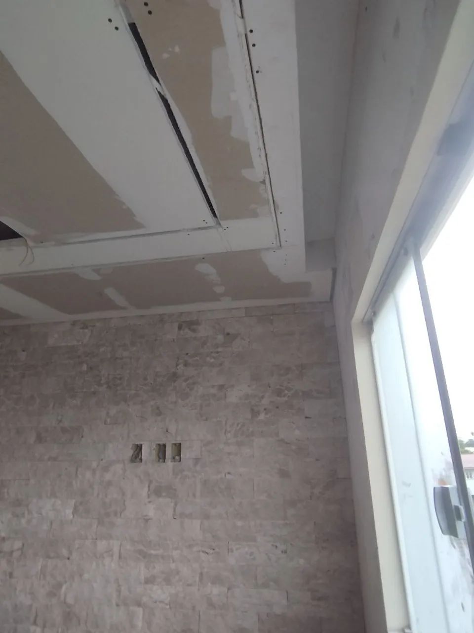 FORROS E DIVISÓRIAS SERVIÇOS GESSO * - Foto 3
