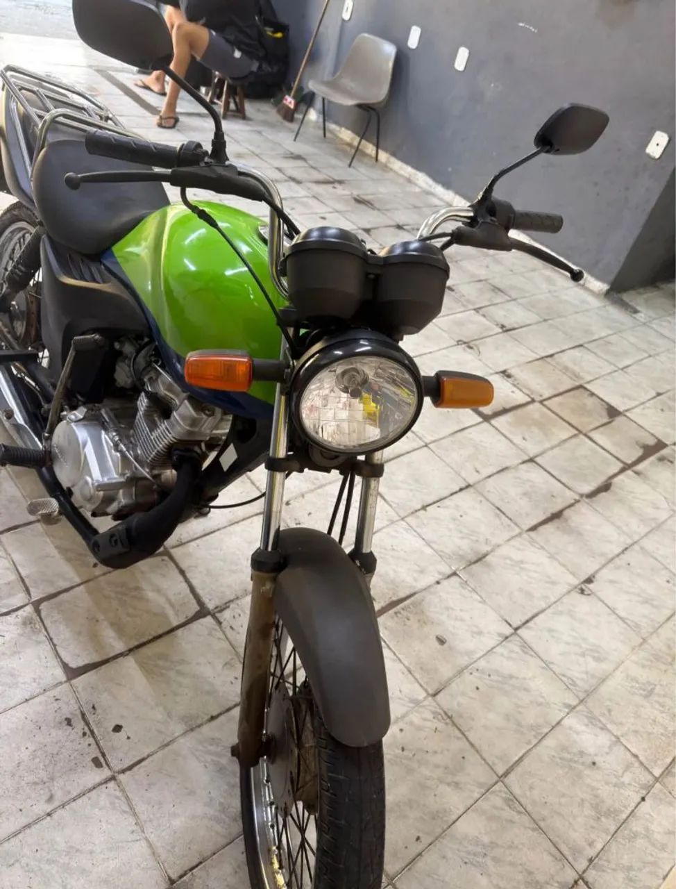 Vendo CG cargo 2013