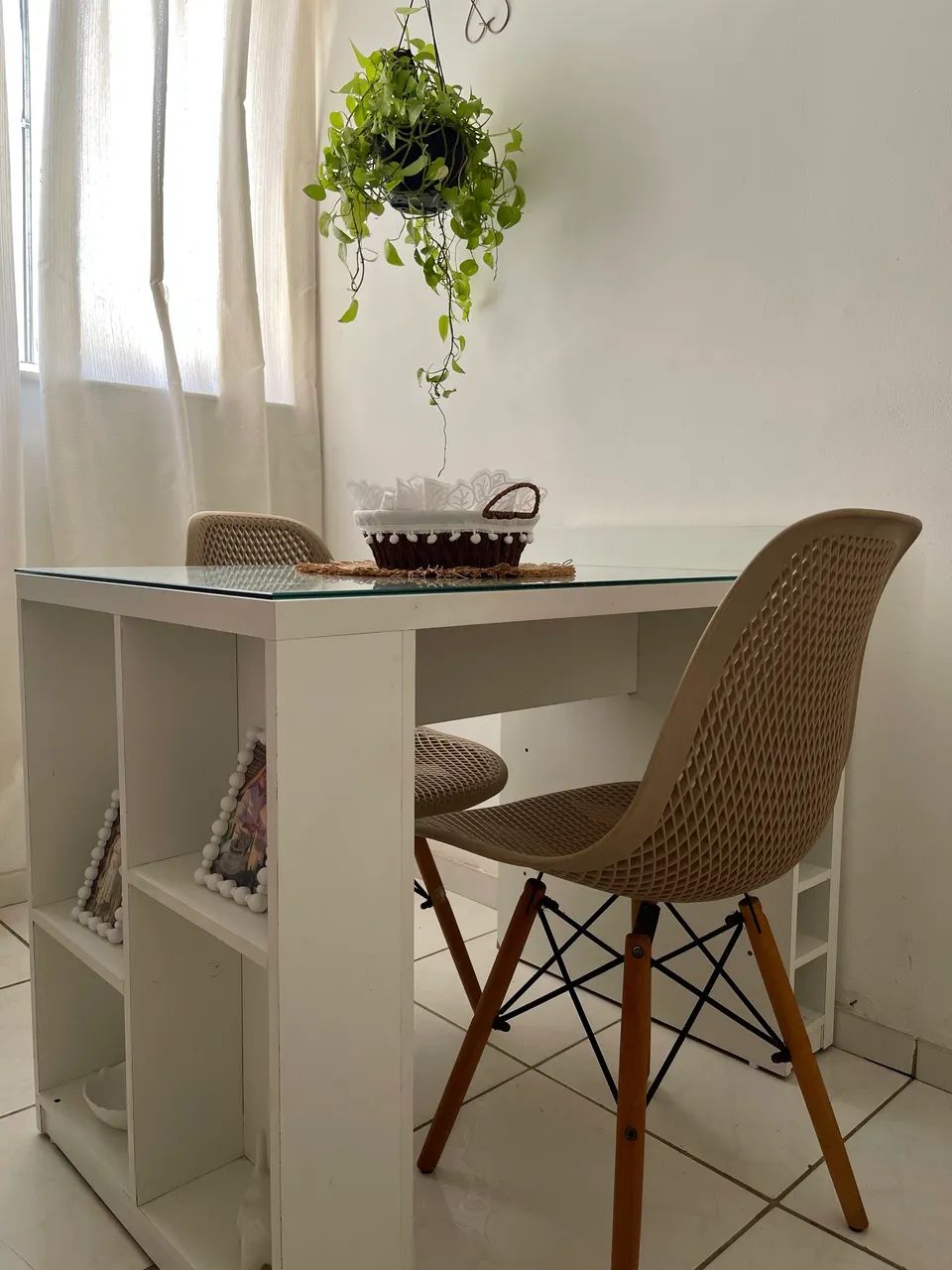 VENDO MESA E CADEIRAS 2 LUGARES  - Foto 2