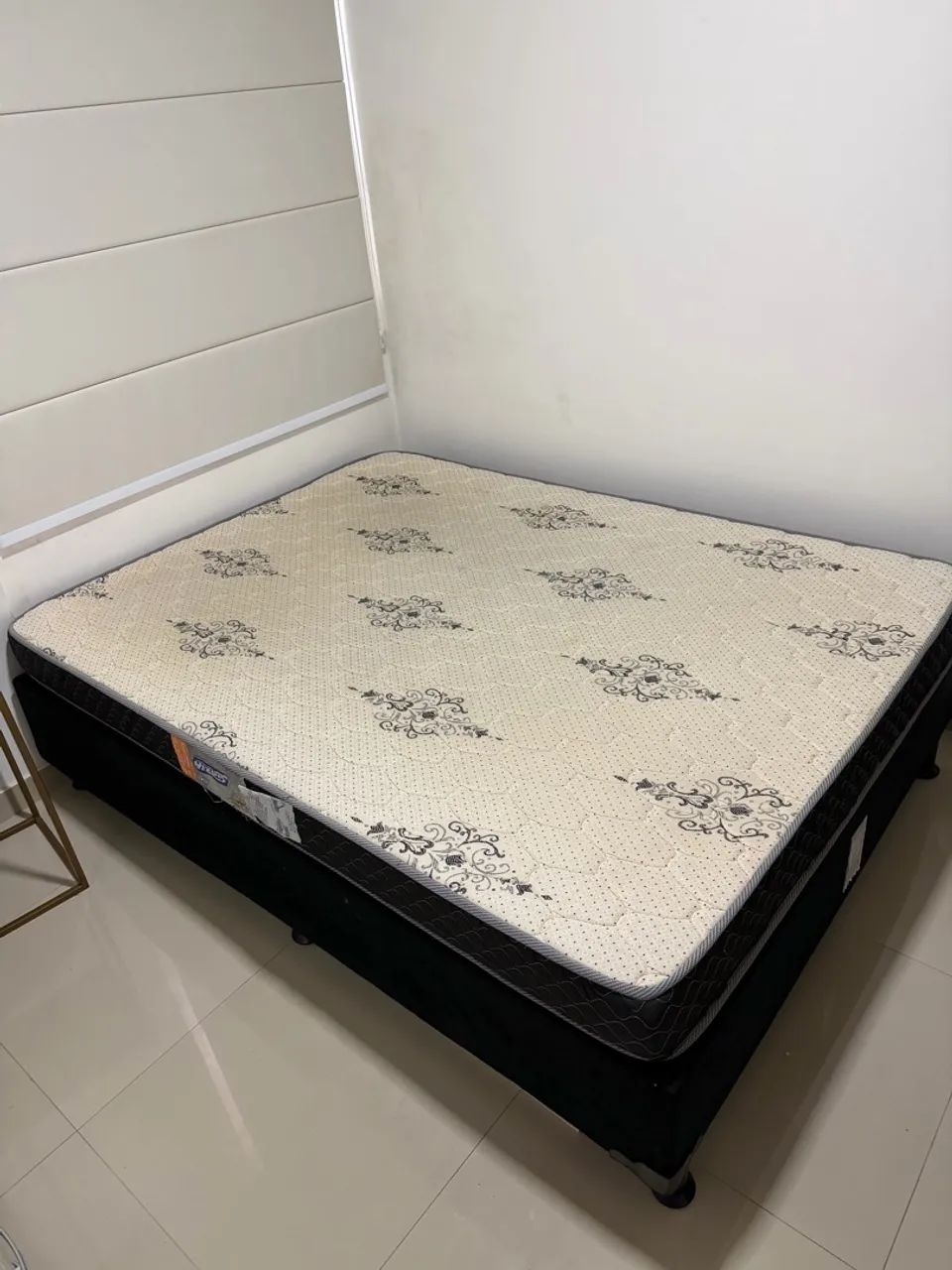 Cama casal com colchão  - Foto 2