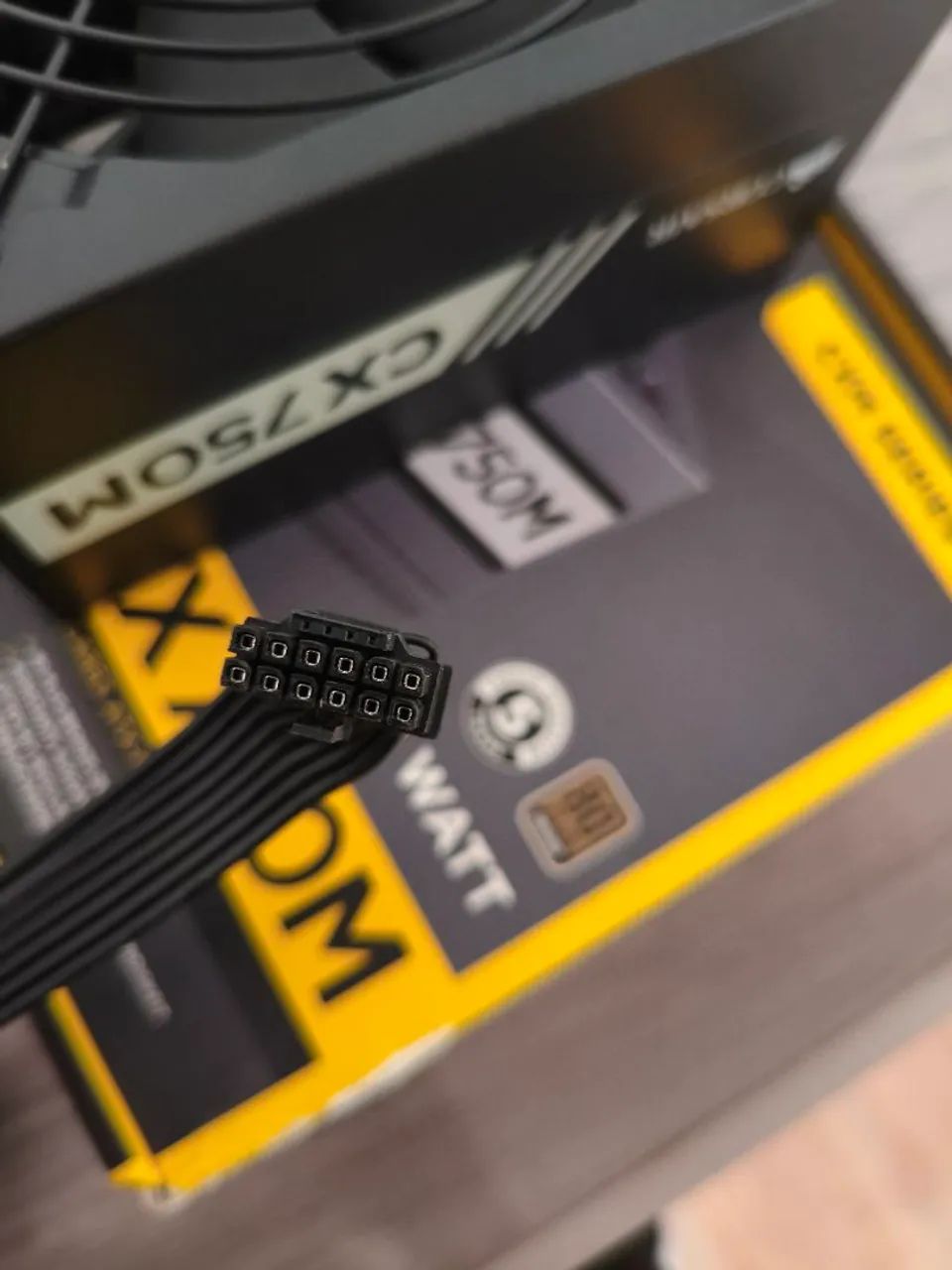 Fonte Corsair 750w - Foto 3