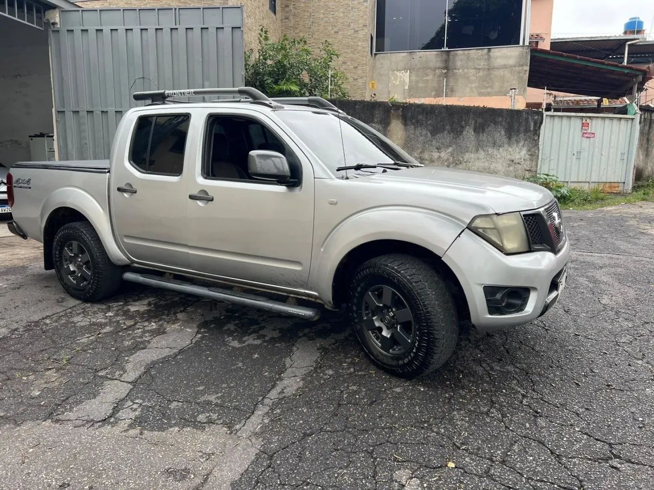 Nissan Frontier SV Attack CD 4X2 2.5 TB Diesel 2015 - Foto 2