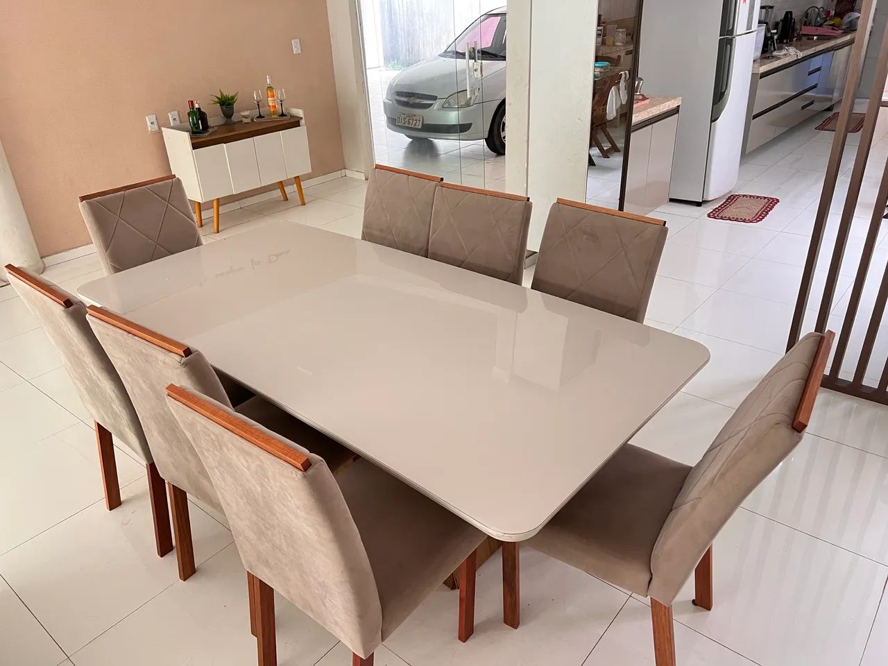 Mesa de 8 cadeiras
