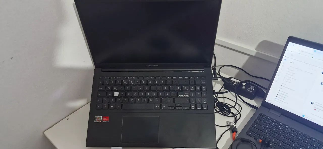 Nitebook Asus vivobook 8gb ram ryzen 5 7000 - Foto 2