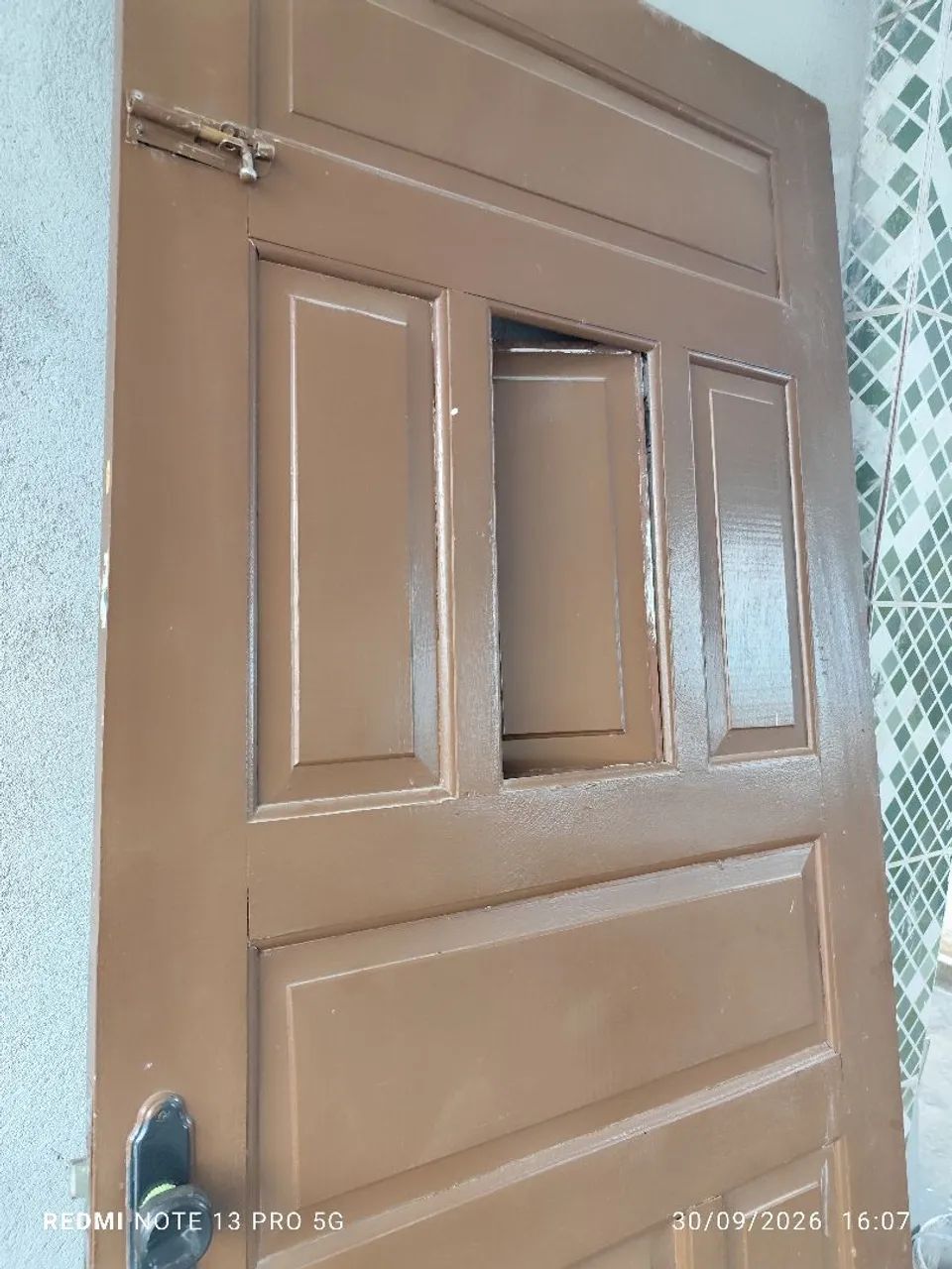 Vendo duas portas de madeira de Maciça  - Foto 5