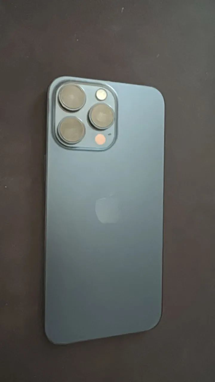 iPhone 15 Pro Max - Foto 5