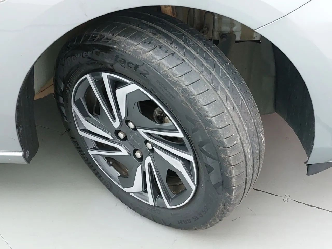 Chevrolet Onix Plus LT 1.0 12V Flex Mec. 4P, foto 13 de 18