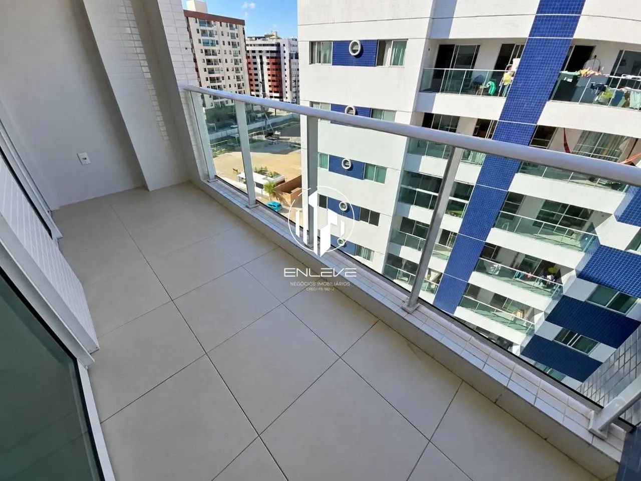 Apartamento com 02 Quartos no Jardim Oceania à 300m do Mar - Foto 2
