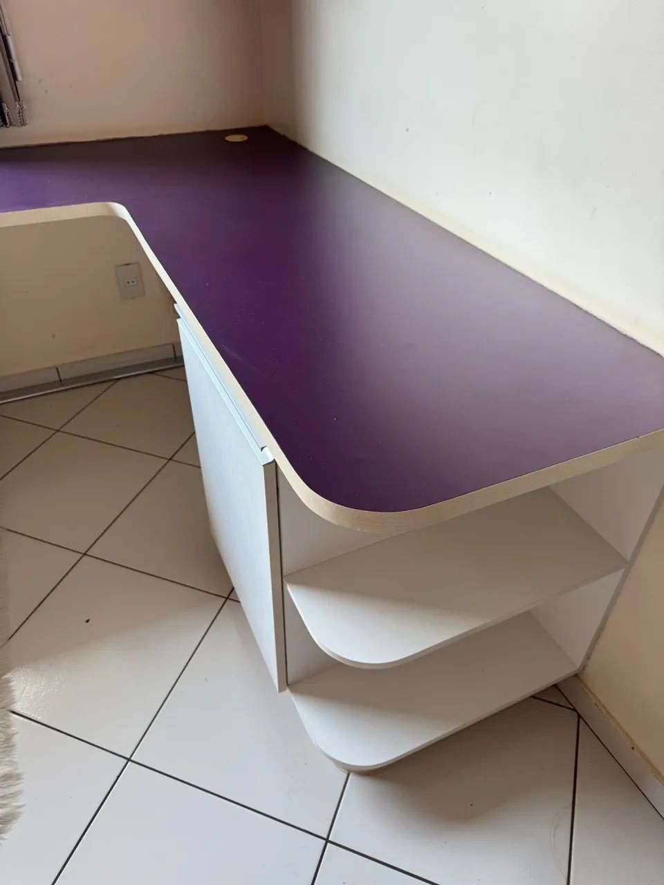 escrivaninha com gavetas - Foto 3