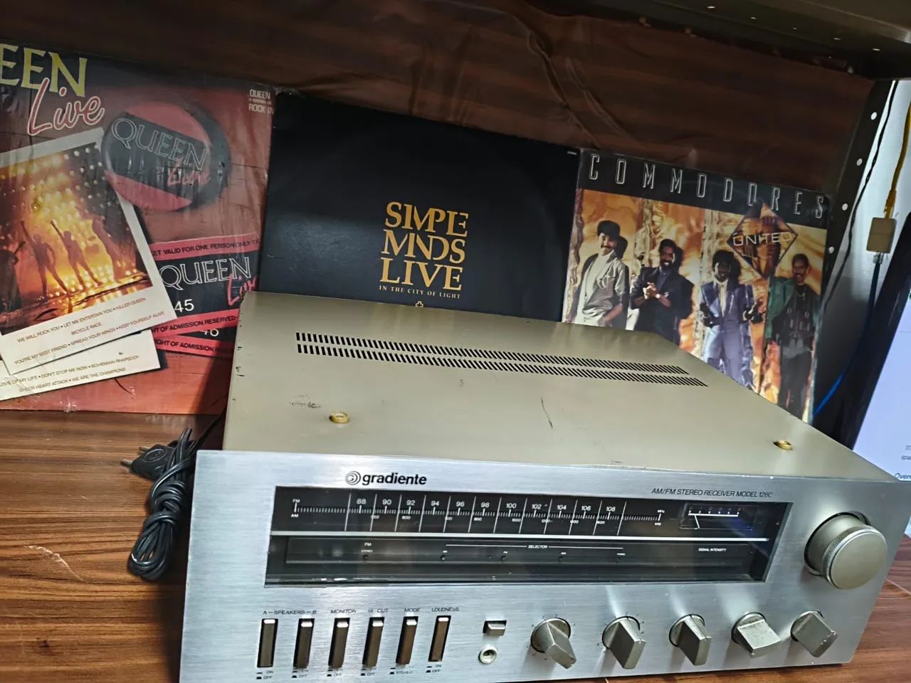 RECEIVER GRADIENTE MODEL 1260 - Foto 2