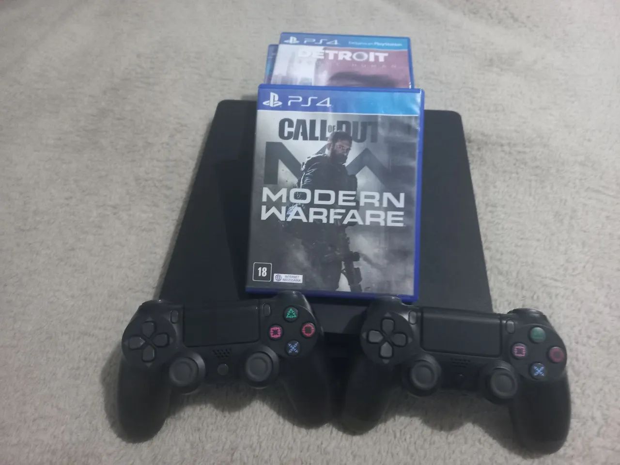 PS4 1TB, 2 Controles e 5 Jogos | Preço pode ser negociado  - Foto 2