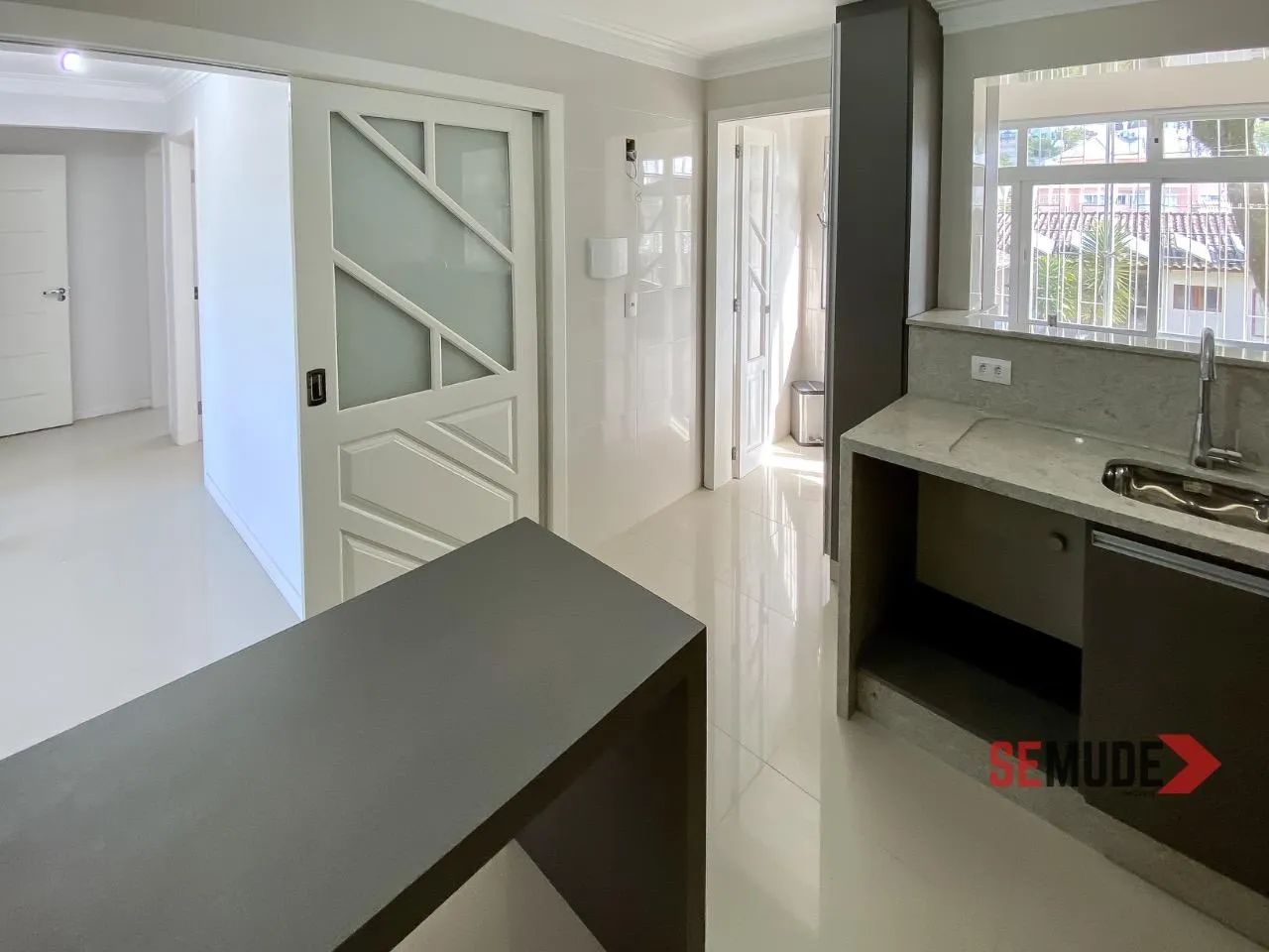 Apartamento Totalmente reformado próximo a UFSC! - Foto 4