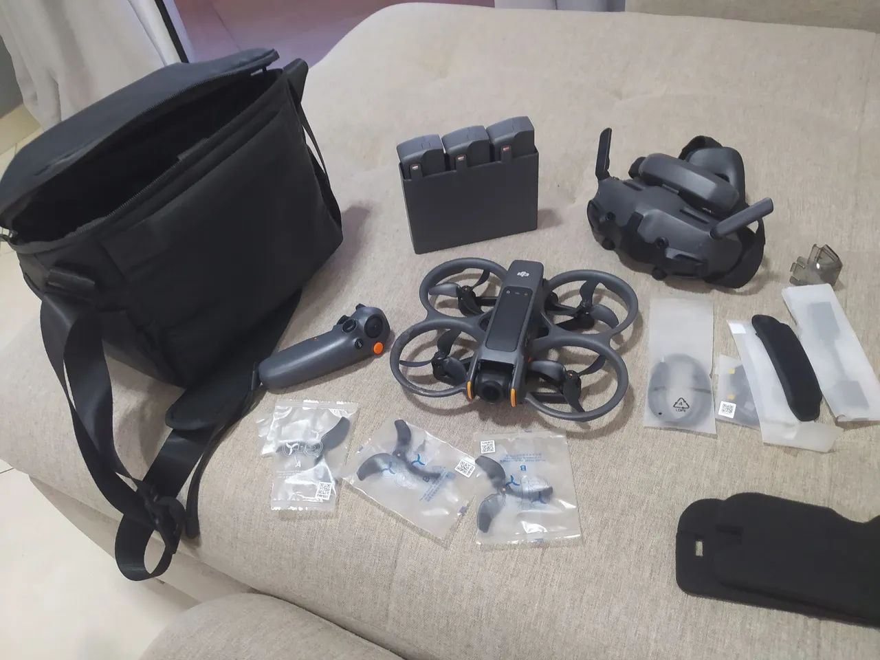 Drone Avata 2 + kit fly more