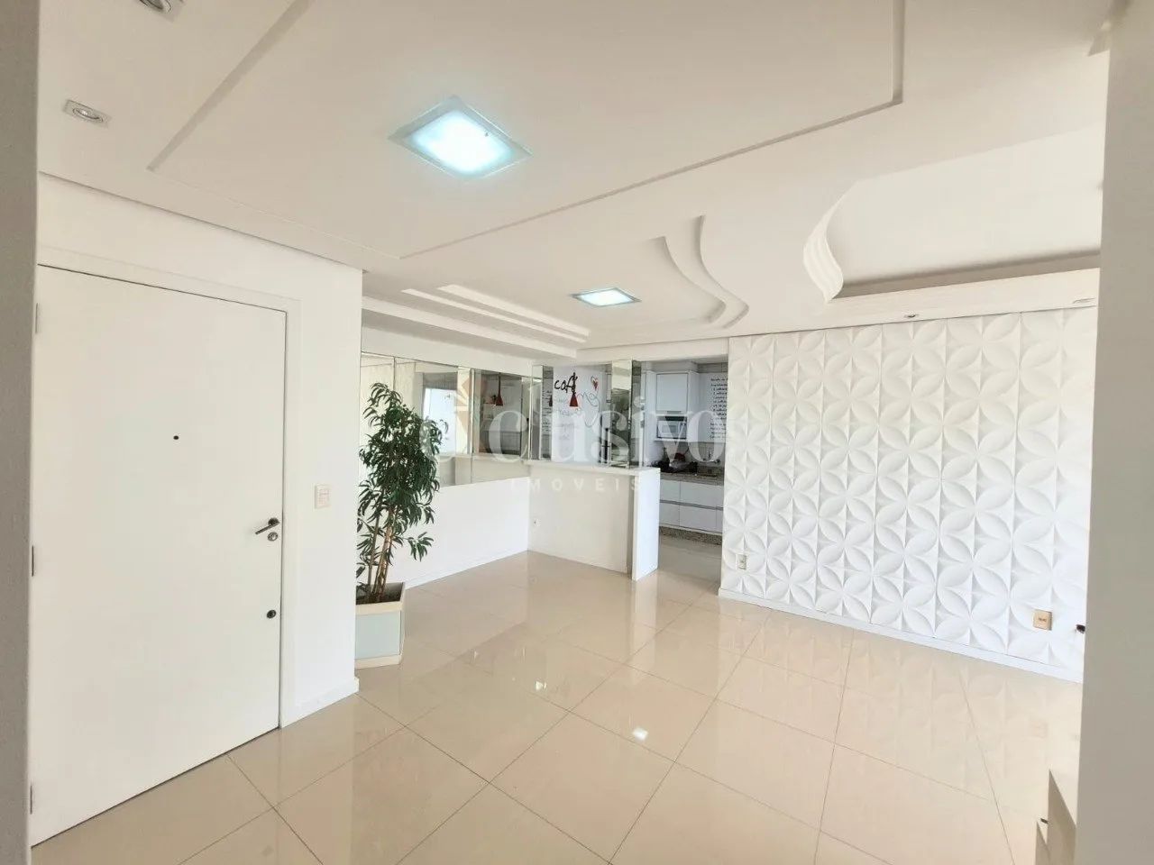 Apartamento 2 dormitórios no Abraão com vista mar - Foto 2
