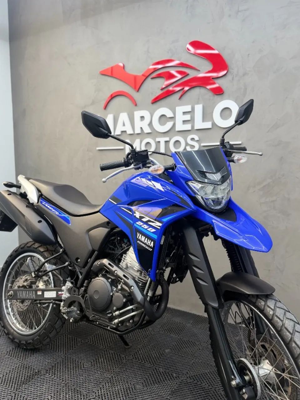 YAMAHA XTZ 250 LANDER ABS  2024 - Foto 3