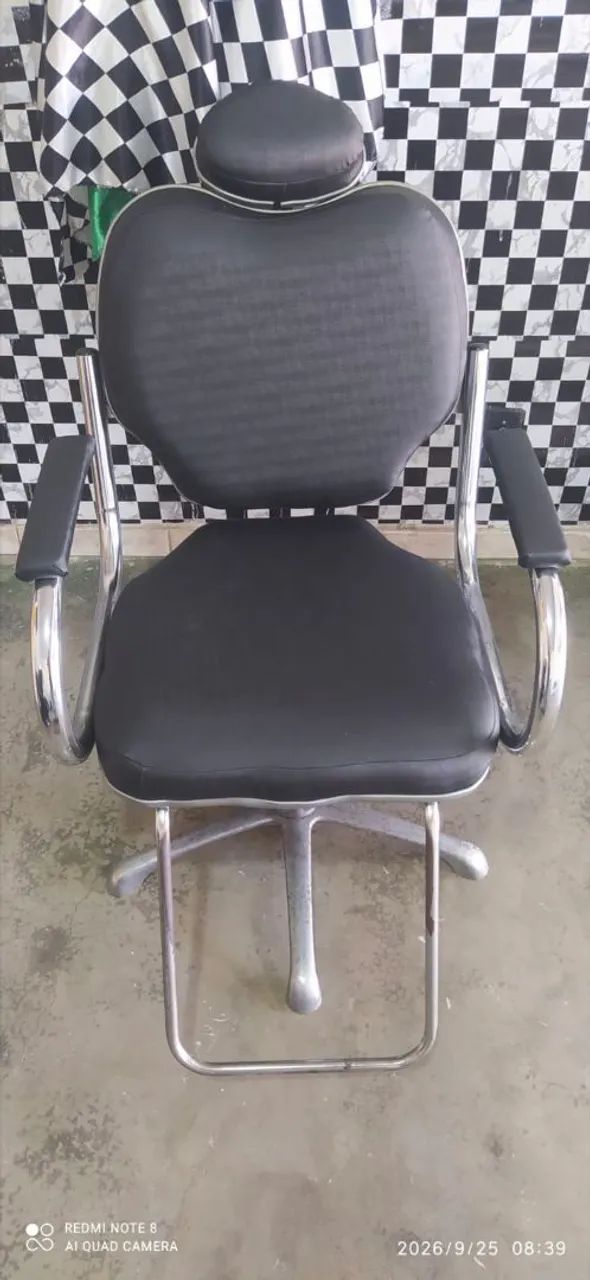 Cadeira barbearia,Barbeiro  - Foto 2