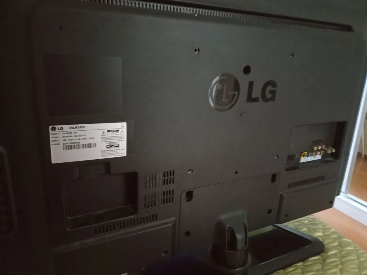 Tv LG 39 polegadas com defeito - Foto 4