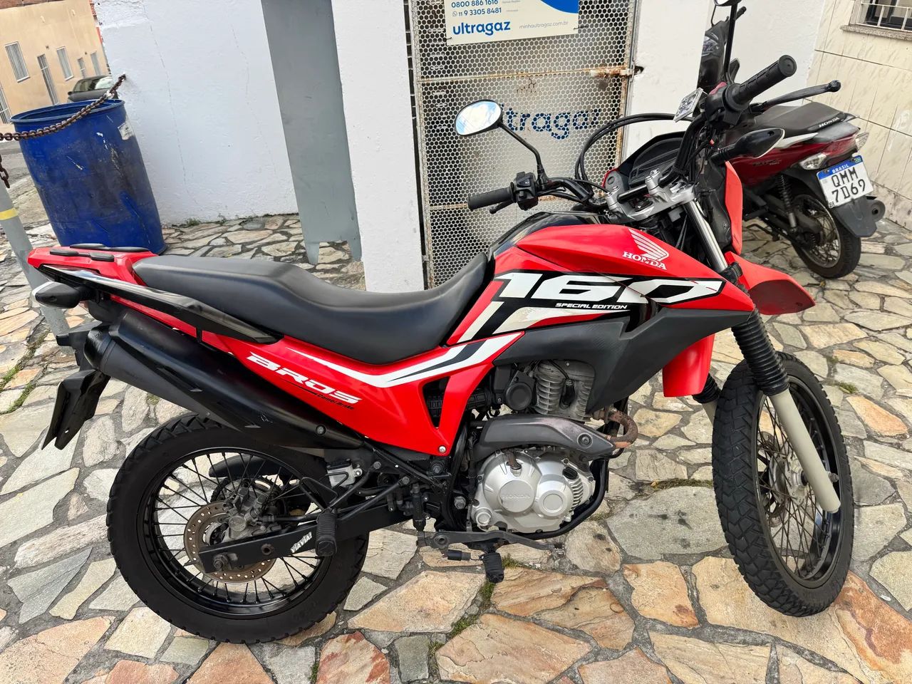 Bros 160 