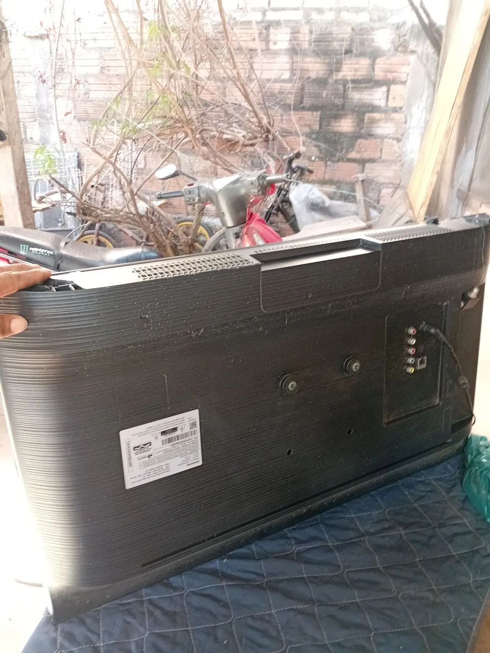 Vendo essa tv samsung  - Foto 2