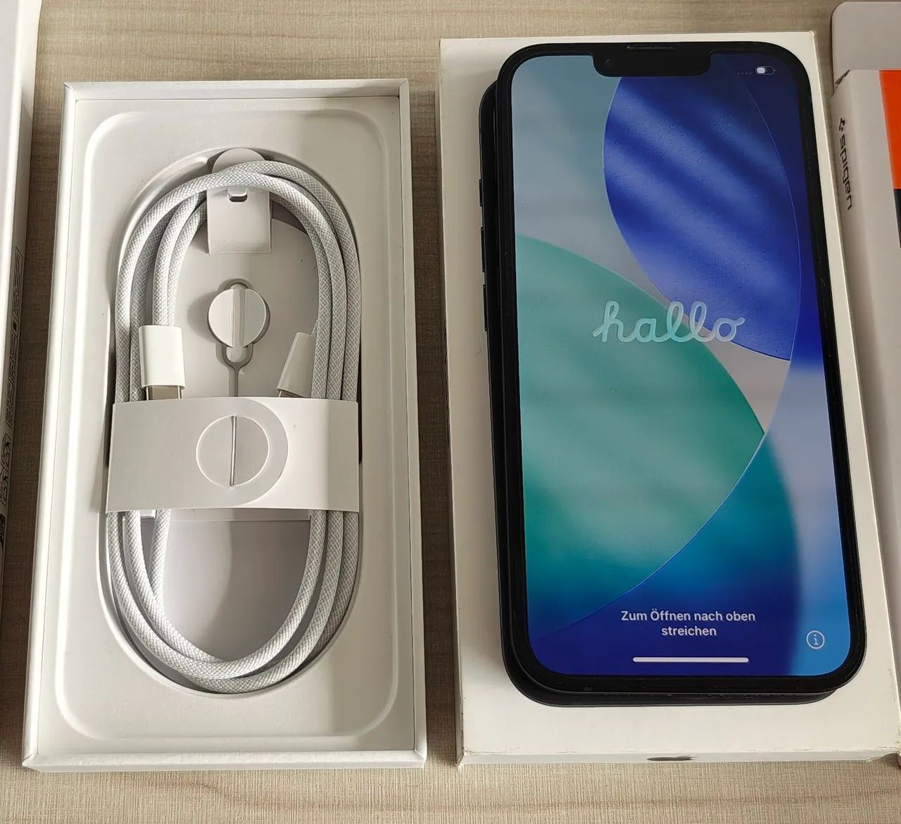 iPhone 16e 256