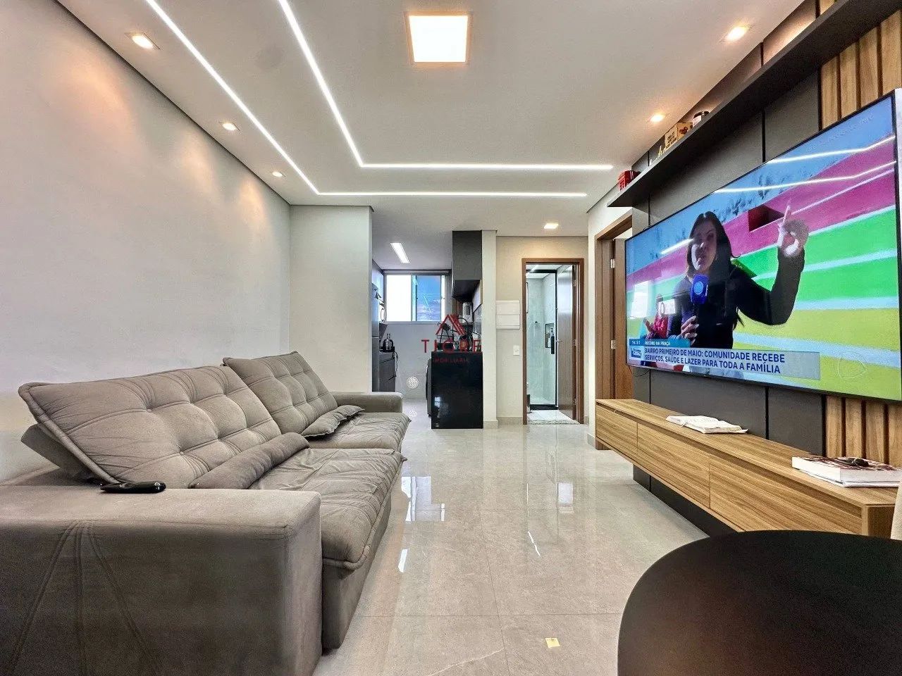 Apartamento com 2 Quartos à Venda, 50m² - Foto 2