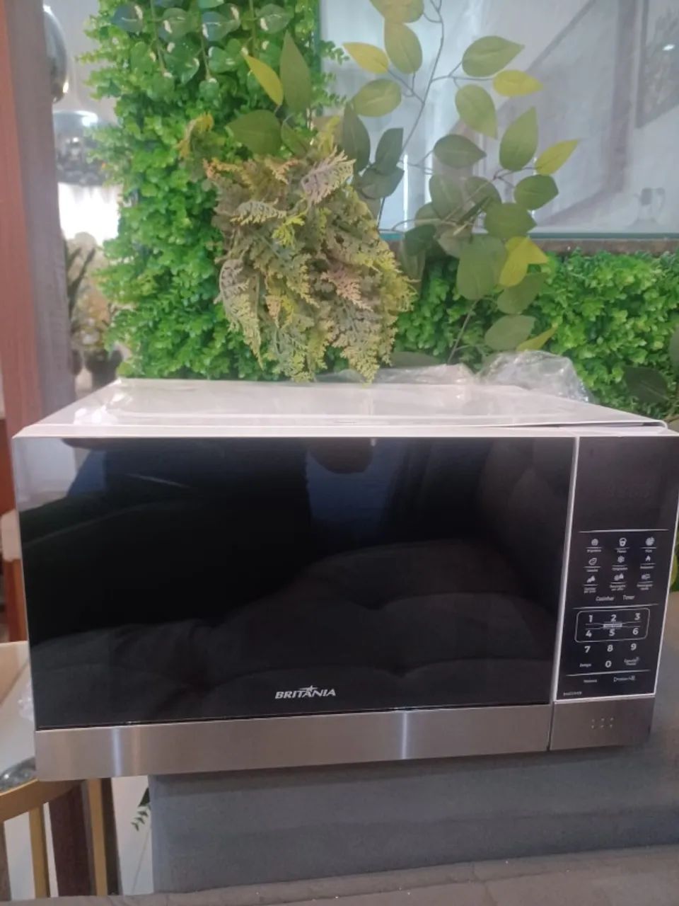 Microondas 28 litros Britânia 220v