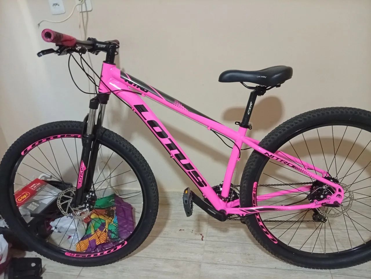 Bike Lotus Rosa aro 29 - Foto 3