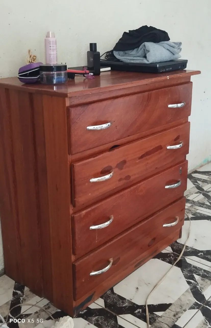 Cômoda de Angelim