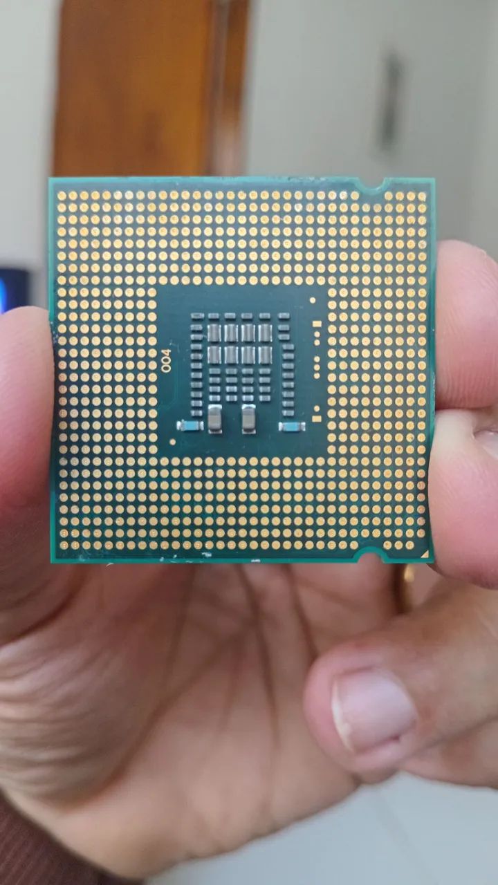 Processador Intel Celeron E3300 - Foto 2