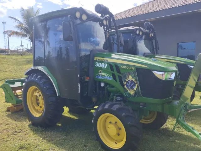 TRATOR JOHN DEERE 5080 EN ANO FABRICAÇAO 2022