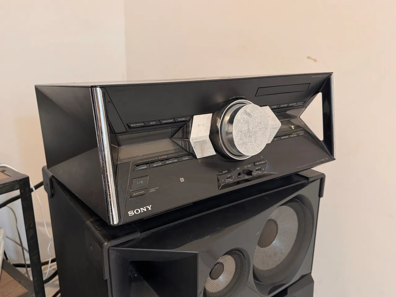 Vendo Aparelbo de Som Sony Shake 5